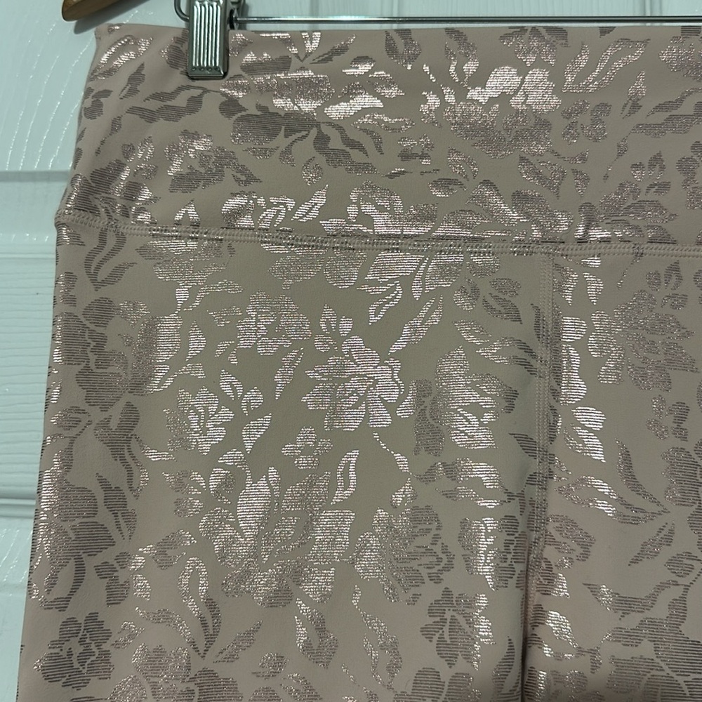 Fabletics Pink Shimmer Pureluxe Leggings Size XL - Picture 2 of 6